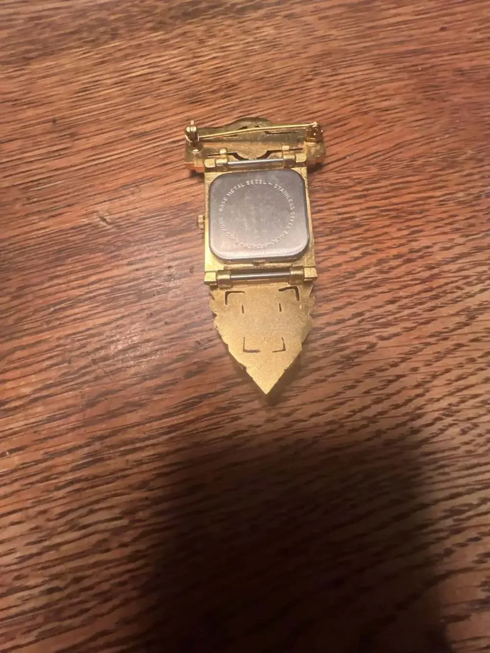 Forem Vintage Art Deco Style Gold-Tone Quartz Lapel Pin Watch